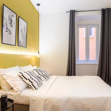Brand New Guest Room With Wi-Fi In The City Center Triest Exterior foto
