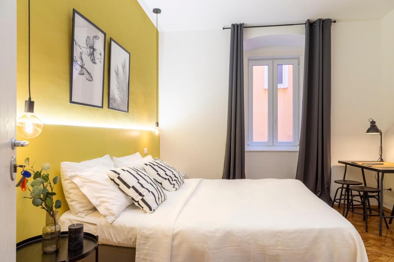 Brand New Guest Room With Wi-Fi In The City Center Triest Exterior foto