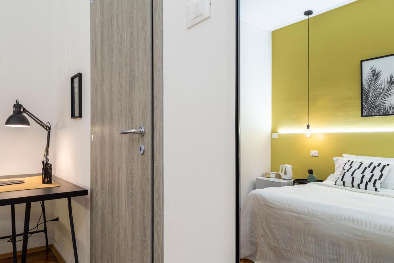 Brand New Guest Room With Wi-Fi In The City Center Triest Exterior foto