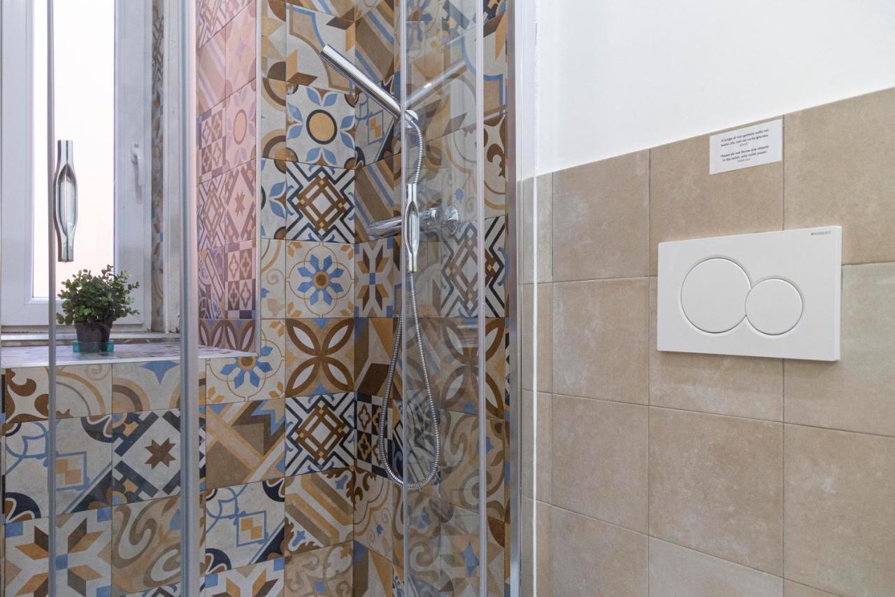Brand New Guest Room With Wi-Fi In The City Center Triest Exterior foto